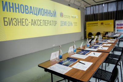 места ведущих проекта