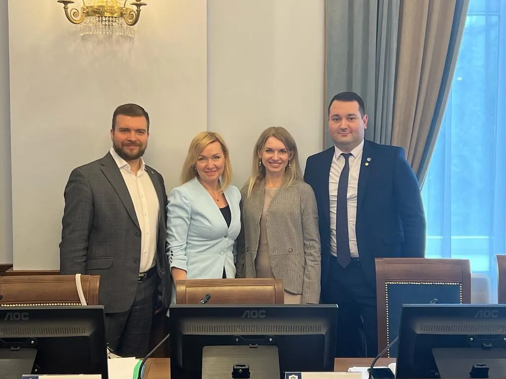 Директор АНО ФИРОН Шенгоф Инна Сергеевна приняла участие на заседании круглого стола Законодательного собрания Ростовской области по экономической политике